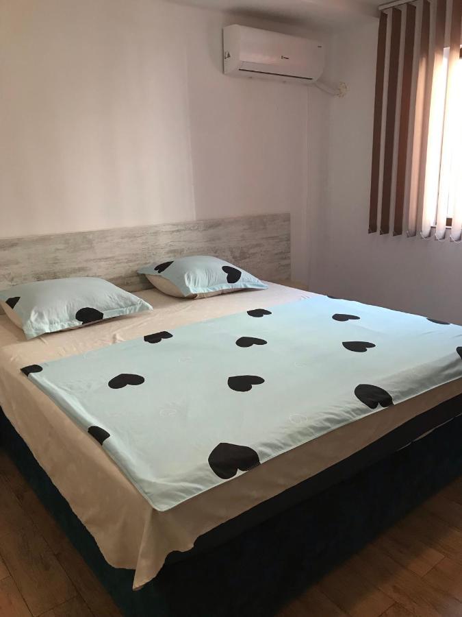 Apartament Eric_One Băile Herculane Zewnętrze zdjęcie